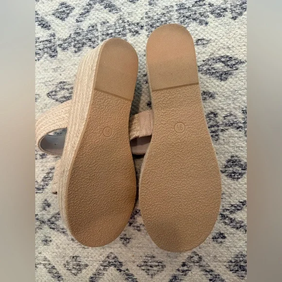 Jute Two Band Wedge Heels - Picture 7 of 9